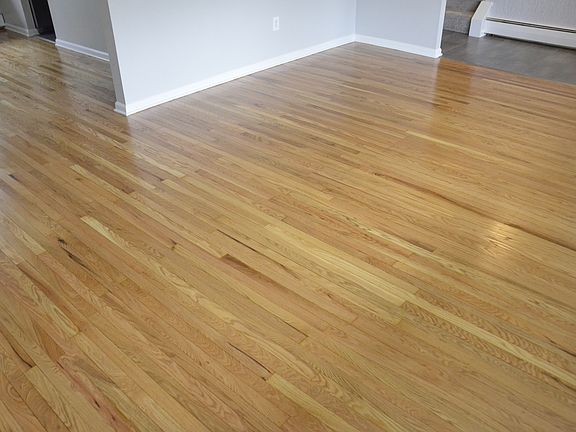 Oak floors in LR and DR
