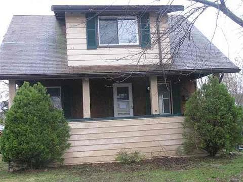 1st image of 29063 Wesley Ave