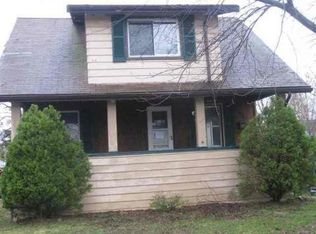 29063 Wesley Ave, Flat Rock, MI 48134