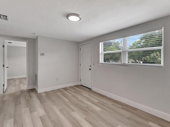 4th image of 4700 80th St N #A