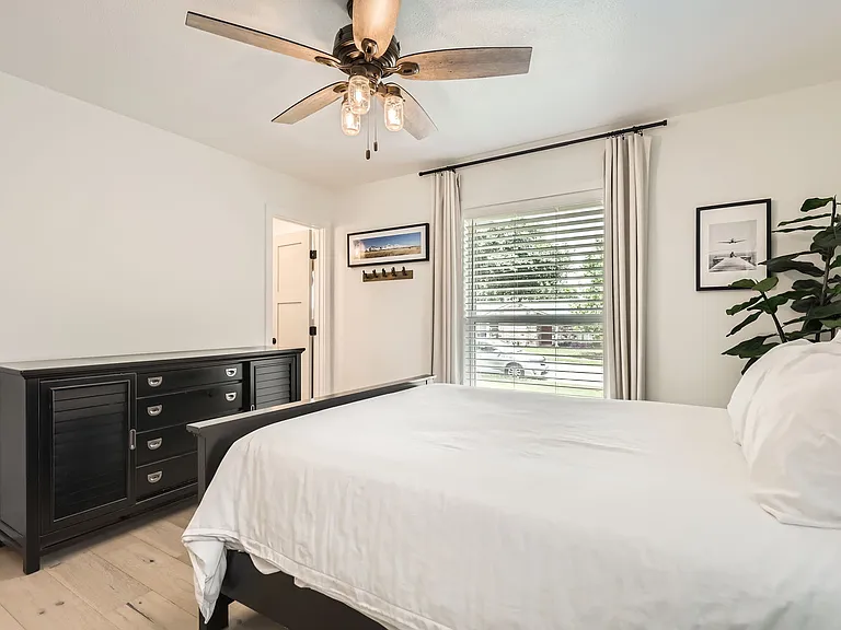 907 Maryland Dr — Photo 19