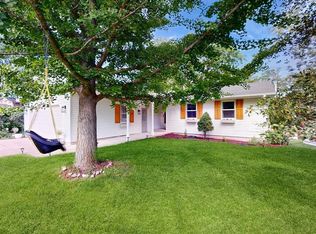 403 W Miller Ct, Lake Geneva, WI 53147