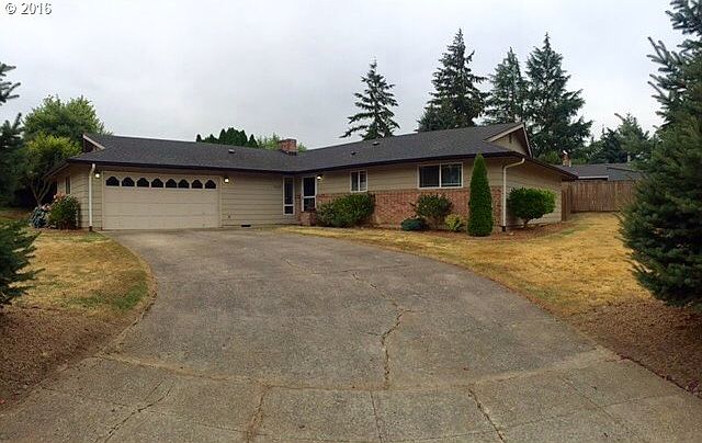 1st image of 3507 NW Lakeridge Dr