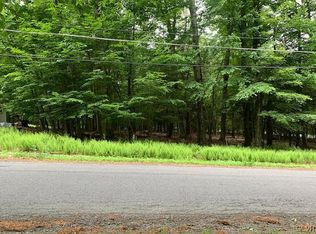 75B Fawnwood Cir, Greentown, PA 18426