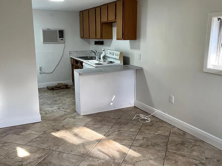 2318 SW 17th Ave #B — Photo 12