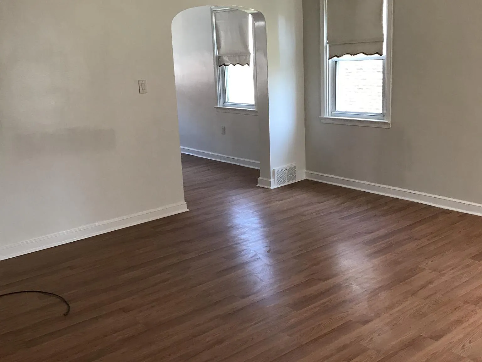 3 bed, 2.5 bath, 1200 sqft, $1,799 — Photo 2