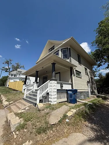 2616 South St Photo 1