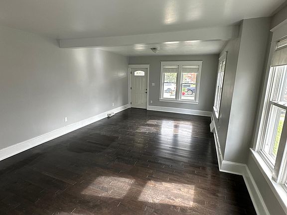 5th image of 1209 Franklin St