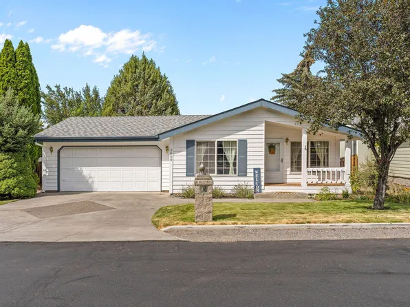 2600 NE Rosemary Dr