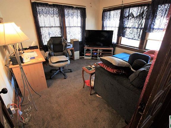 4th image of 1526 27th St