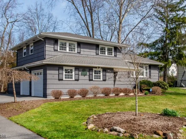 13 Dillon Rd, West Caldwell Twp., NJ 07006