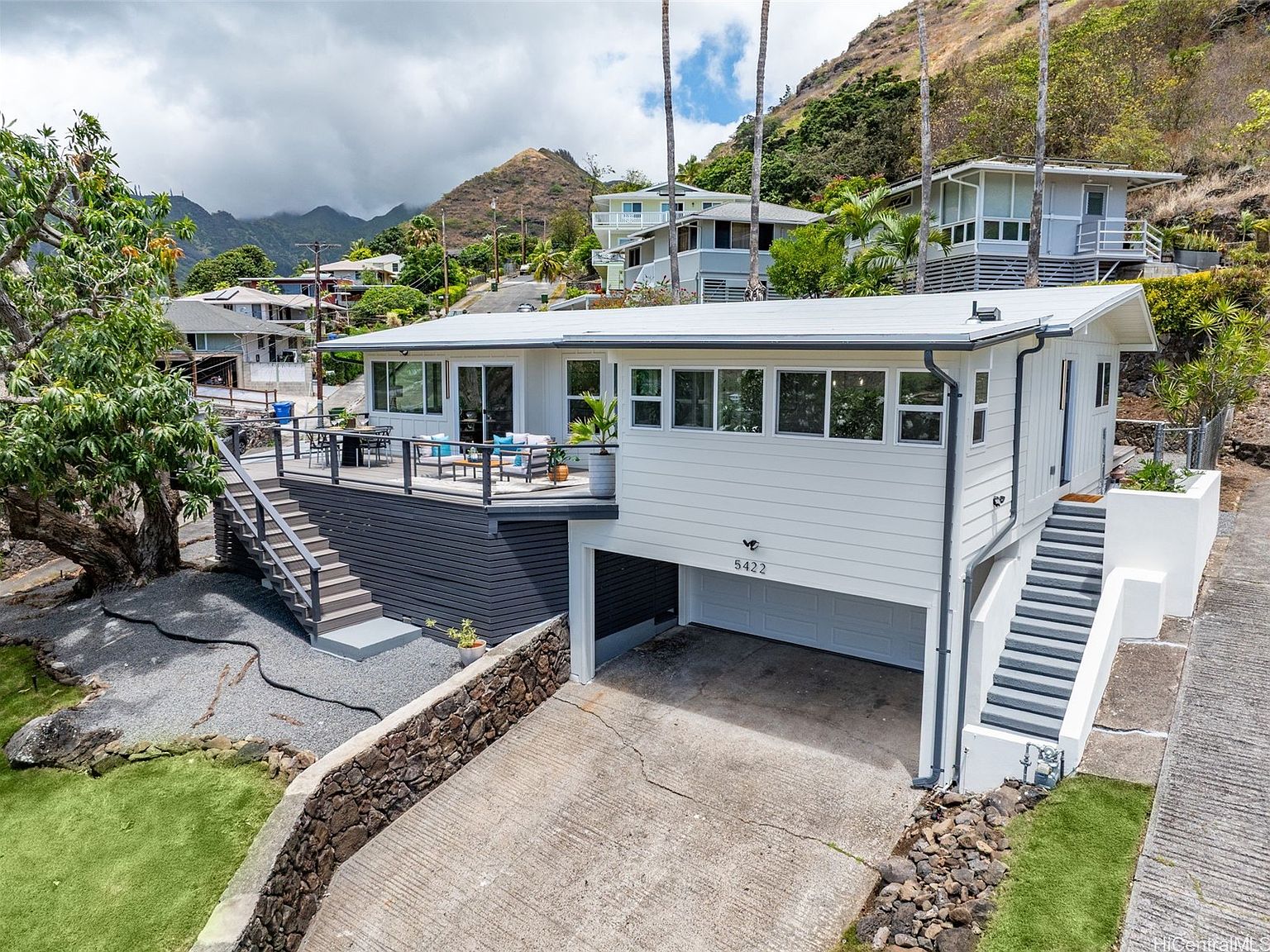 5422 Halapepe St, Honolulu, HI 96821 | Zillow