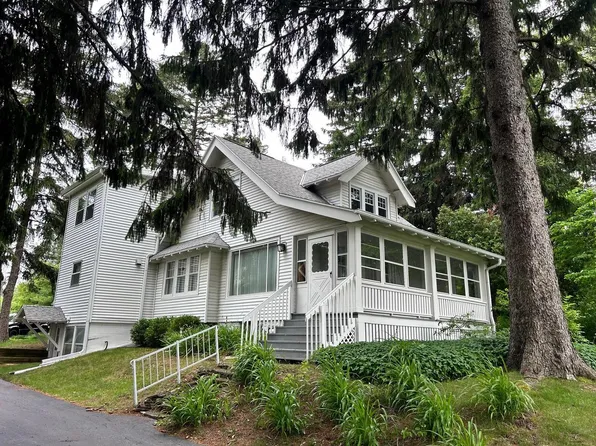 695 West Calumet ROAD, River Hills, WI 53217