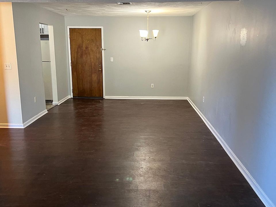 1st image of 4 Heritage Village Dr APT 113