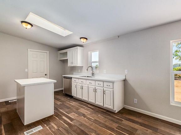 5th image of 27028 N 207th Ave