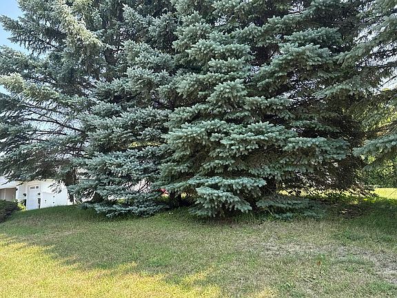 3rd image of 6364 Juneau Ln N