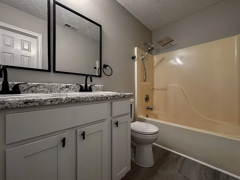 471 Brandermill Rd — Photo 12