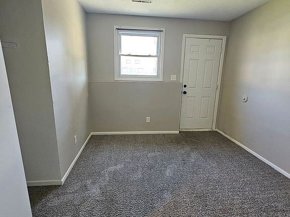 5th image of 769 W 61st St #1