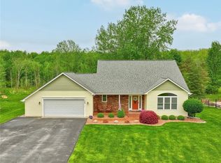 129 Attridge Rd, Churchville, NY 14428