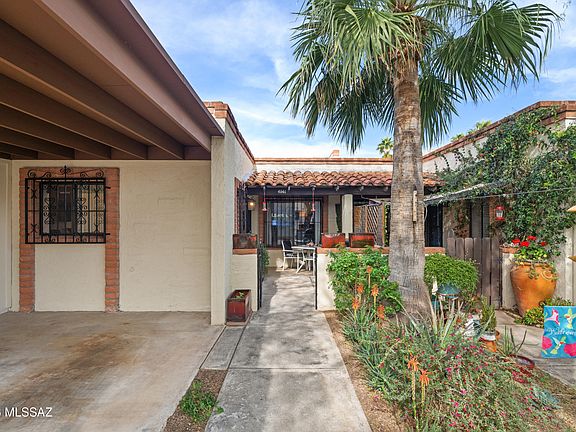 4th image of 4141 N Via Villas