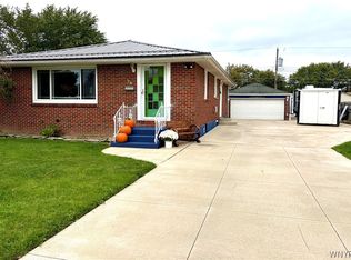 74 Leocrest Ct, Buffalo, NY 14224