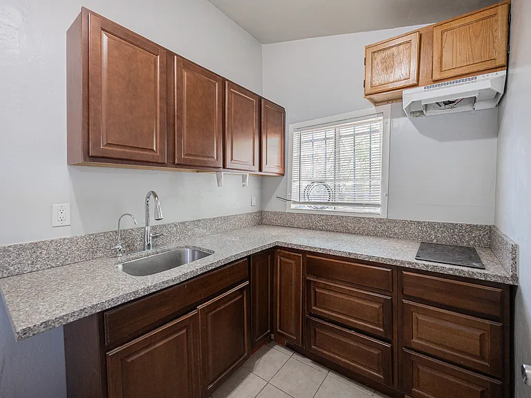 610 N 9th St, Phoenix Az — Photo 9