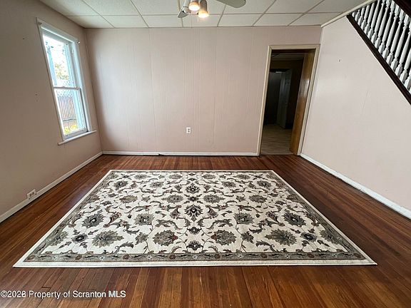 5th image of 608 Taylor Ave
