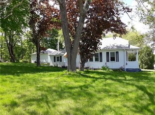 147 Church St, Bradford, RI 02808