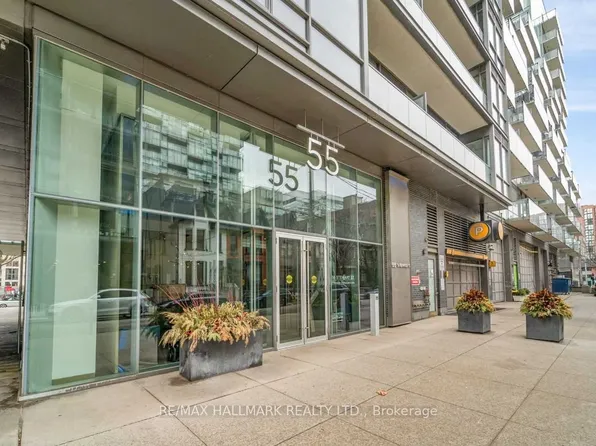 55 Stewart St, Toronto, ON