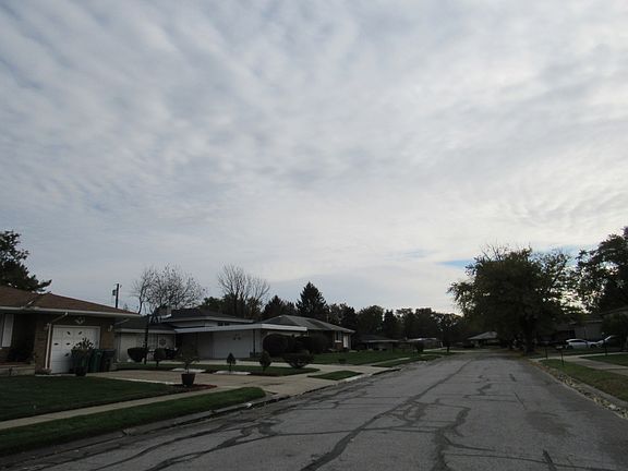 5th image of 5564 Van Buren St