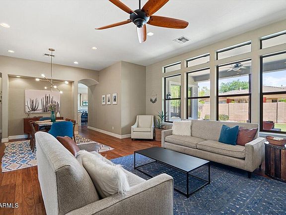 5th image of 2826 E WASHINGTON Court