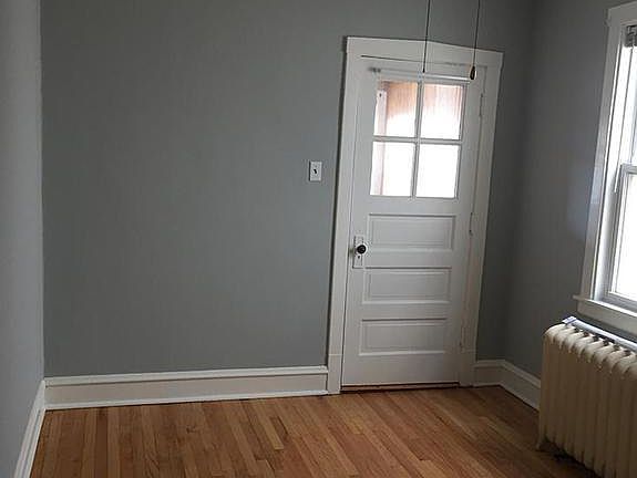 4th image of 6032 N Fairfield Ave Unit 2