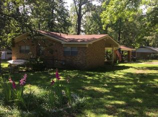 714 Holt St, Fordyce, AR 71742