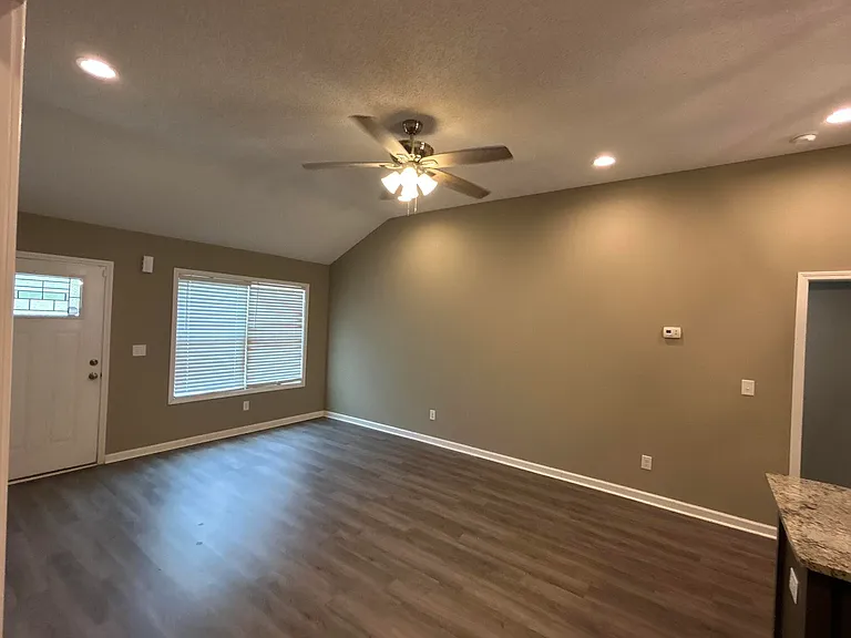 2570 County Road 43 #402 — Photo 4