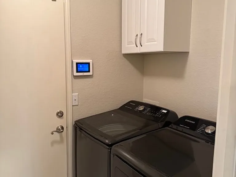10 White Lily Ct — Photo 15