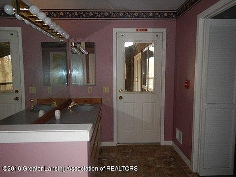 3rd image of 6971 W Willow Hwy