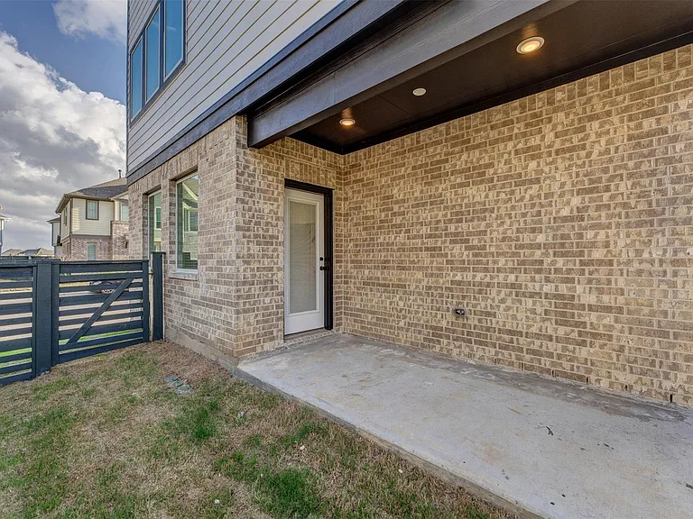 15131 Colorado Bend Park Dr — Photo 6