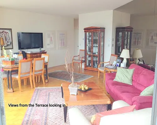 Rented by Manhattan Boutique Real Estate | media 25