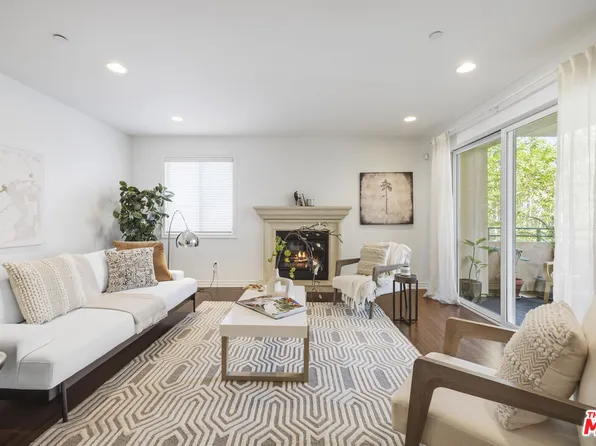 305 Arnaz Dr APT 303, Los Angeles, CA 90048