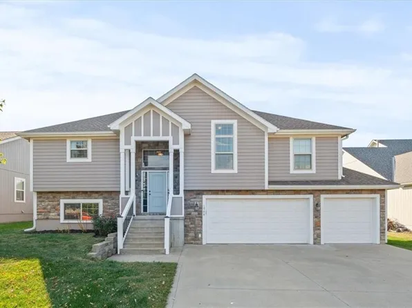 1908 N 159th Ter, Basehor, KS 66007