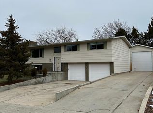 5326 N Sunderland Dr, Boise, ID 83704