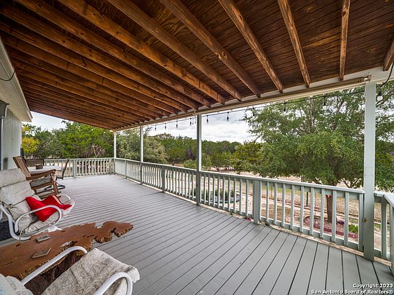 5th image of 2718 BROAD OAK DR