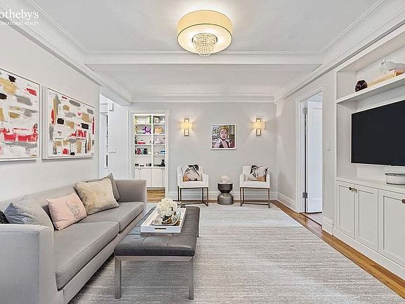 2nd image of 333 E 53rd St APT 8L