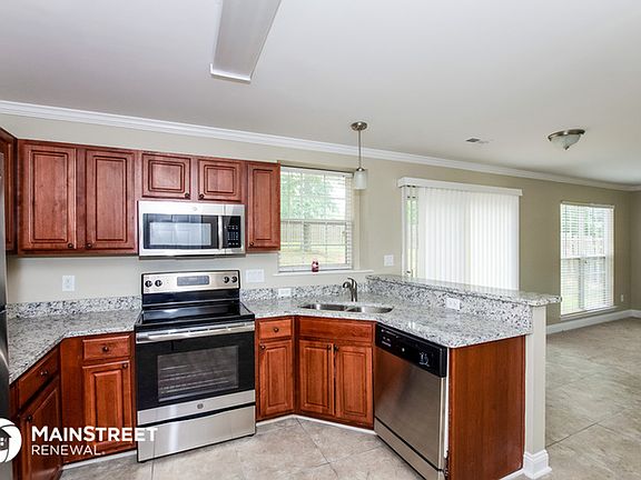 5th image of 479 Doves Crest Ct