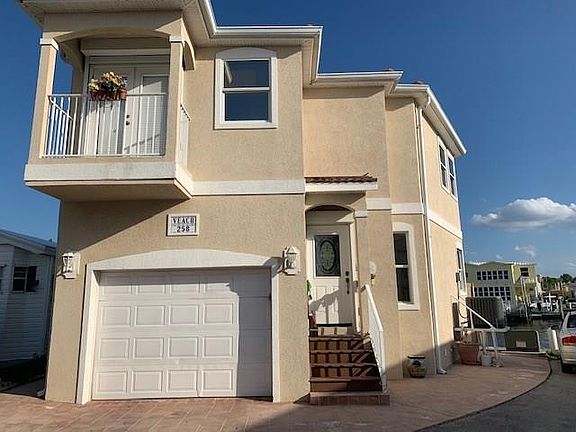 3rd image of 258 Nettles Blvd