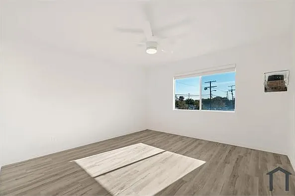 13406 S Vermont Ave #6 — Photo 5