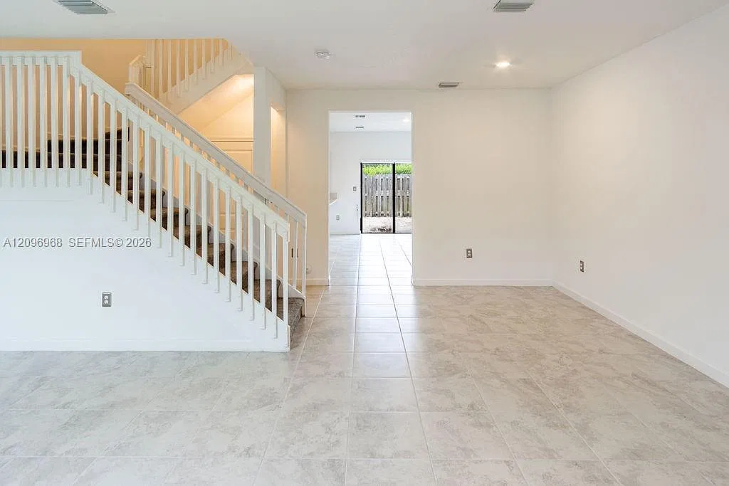 Coco Palm Villas — Photo 2