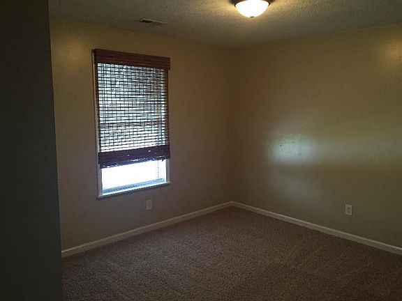 5th image of 325 Bell Place Dr #327