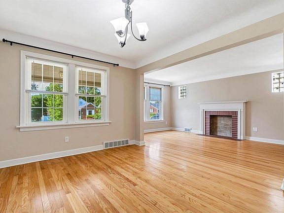 5th image of 9045 McNulty Dr