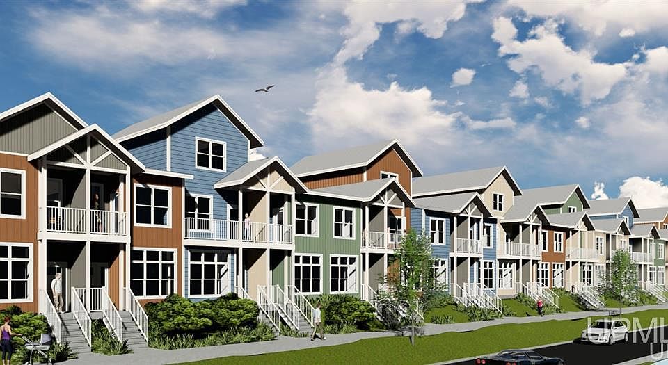 1st image of 796 S Lakeshore Blvd